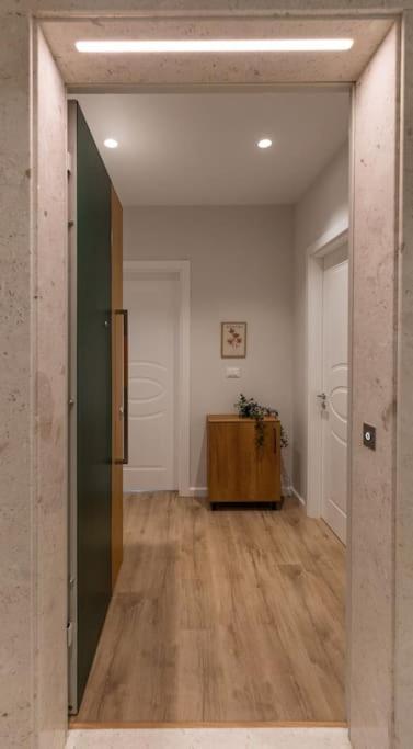 Green Leaf Apartment 地拉那 外观 照片